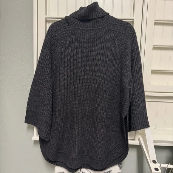 UGG Charcoal Cowl Neck Sweater - Size MED NWOT - Picture 3 of 11